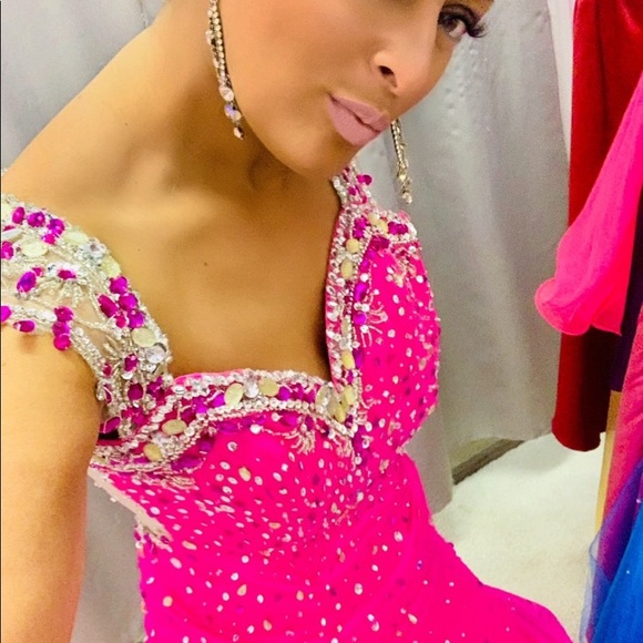 New With Tags! Stunning pink sequin gown! REGAL! - Picture 2 of 8